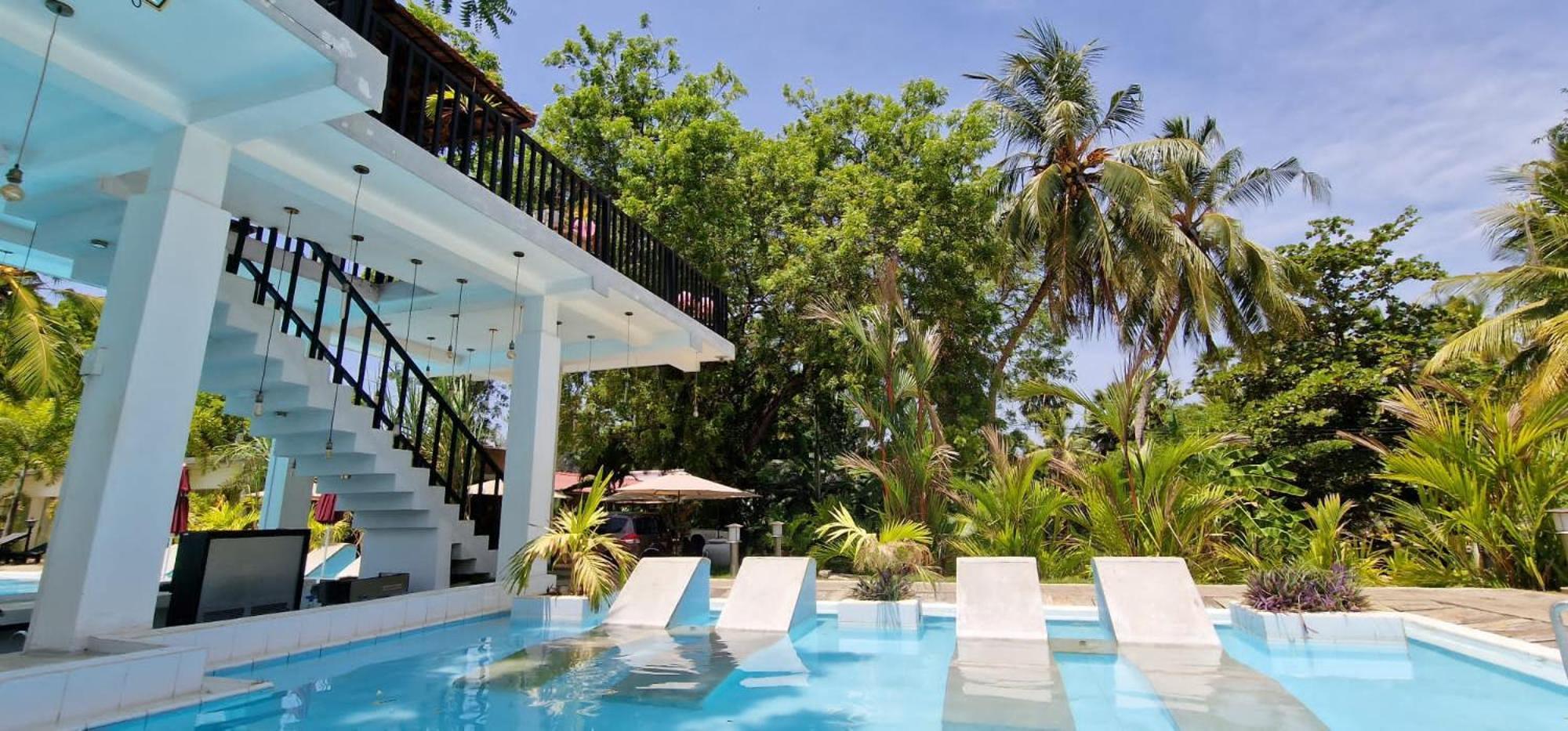 Lucky Beach Resort Тринкомали Экстерьер фото