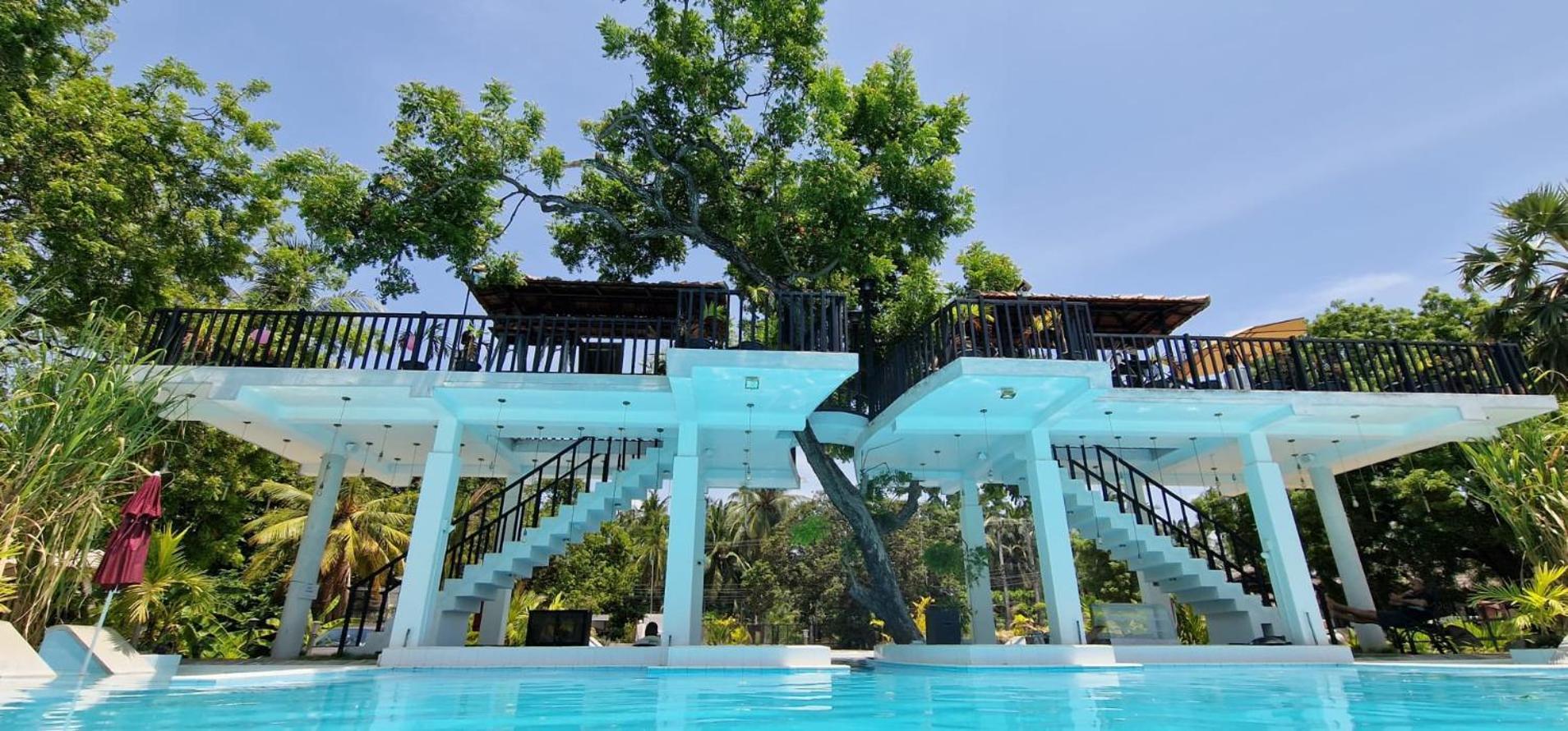 Lucky Beach Resort Тринкомали Экстерьер фото